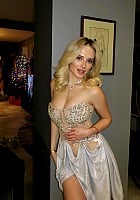 Blondinka Angelina